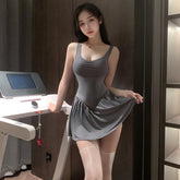 日常外穿拉链开裆打野连衣裙+白长筒丝袜