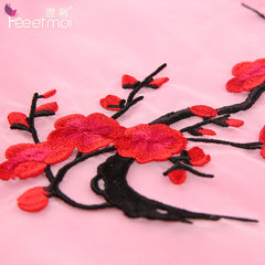 性感粉色情趣肚兜套装