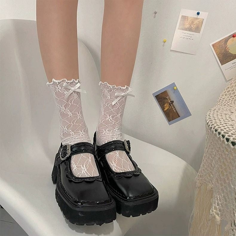 Elegant Bow Lace Mid-Calf Socks - Kawaii Japanese Style Breathable Mesh Socks for Women (Black/White/Beige)