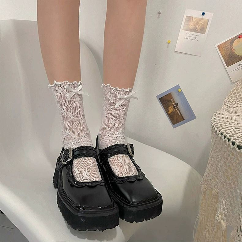 Elegant Bow Lace Mid-Calf Socks - Kawaii Japanese Style Breathable Mesh Socks for Women (Black/White/Beige)