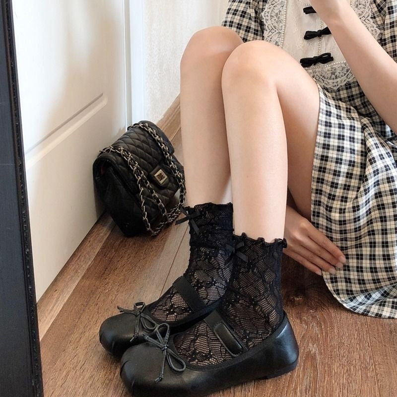 Elegant Bow Lace Mid-Calf Socks - Kawaii Japanese Style Breathable Mesh Socks for Women (Black/White/Beige)